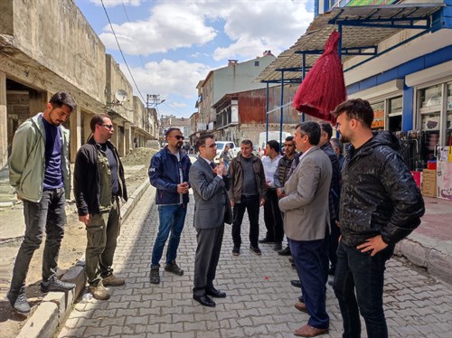 Kaymakam ve Belediye Başkan Vekilimiz M.Emin NASIR, ilçemizde yapılan Rus Pazarı ve Gençlik ve Kültür Merkezi inşaatlarında inceleme de bulundu.